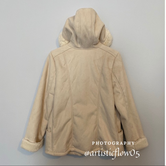 Coldwater Creek White & Cream Faux Suede Coat - Picture 3 of 7